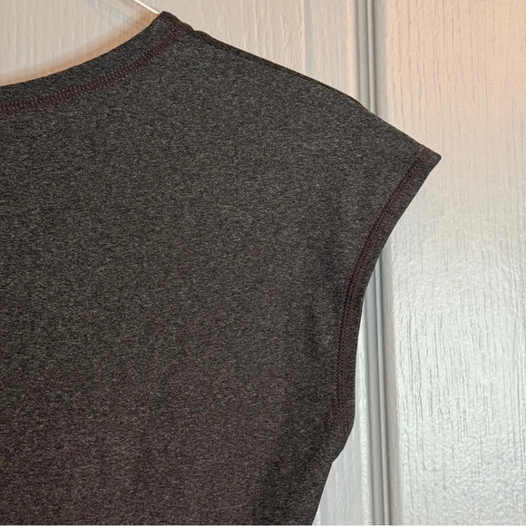 Lole Grey V Neck Workout Active Yoga Top T-Shirt Tee Short Sleeve Like New Sz S - Picture 10 of 15